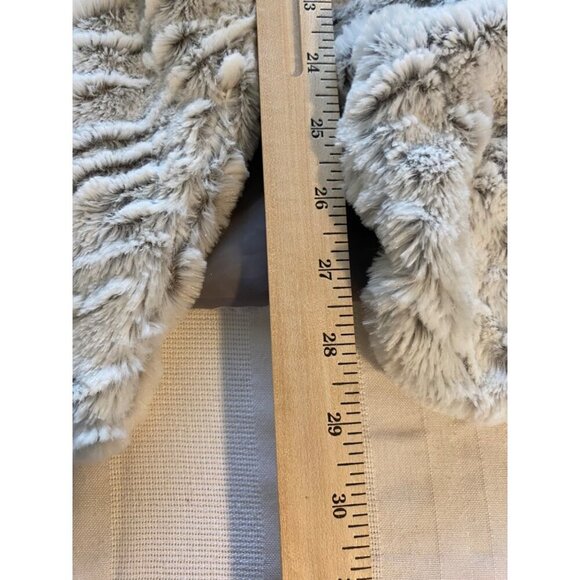 Jolt Womens Faux Fur Vest L Gray & White Asymmetric Hem Hippie Outdoor NEW NWT - Picture 12 of 15